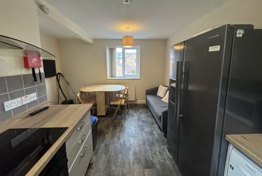 5 bed house, Lamel Street, Layerthorpe, York, YO103LL - Image 1