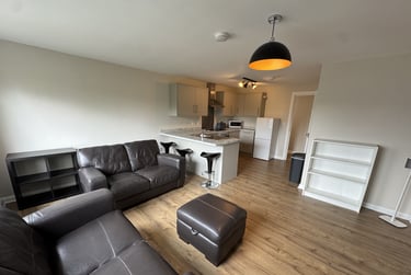 3 bed flat, Fulford Place, Grange Garth, York, YO104FE - Image 7
