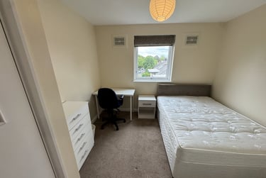 3 bed flat, Fulford Place, Grange Garth, York, YO104FE - Image 12