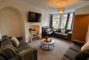 7 bed house, Ingleborough Avenue, Tang Hall, York, YO103SA - Image 4