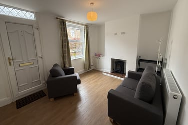2 bed house, Brownlow Street, The Groves, York, YO318LW - Image 2