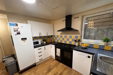 9 bed house, Lawrence Street, Layerthorpe, York, YO103DZ - Image 3