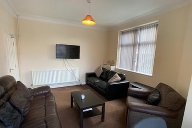 1 bed house, Burton Stone Lane, Clifton, York, YO306DF - Image 3