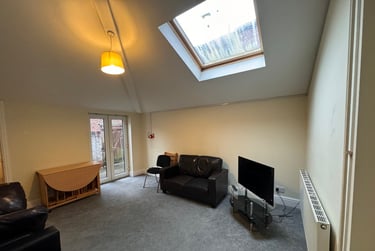 1 bed house, East Parade*, The Groves, York, YO317YJ - Image 4