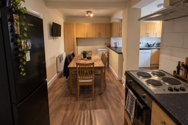 7 bed house, Alcuin Avenue, Layerthorpe, York, YO103TQ - Image 1