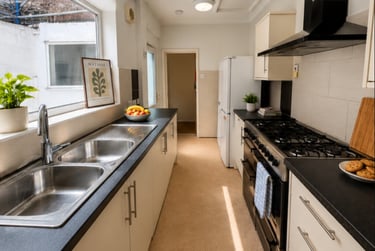 1 bed house, Kitchener Street, Clifton, York, YO318SA - Image 2