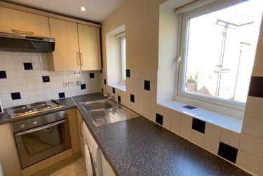 1 bed flat, Barbican Road, Fishergate, York, YO105AA - Image 1
