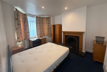3 bed house, Third Avenue, Tang Hall, York, YO310TY - Image 11