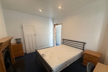 3 bed house, Third Avenue, Tang Hall, York, YO310TY - Image 12