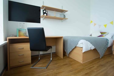  Gold Double Room - Image 1