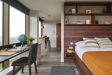 Classic En Suite - Image 1
