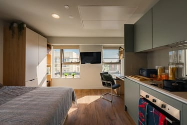 Silver Studio High Floor at Redgate, Traffic Street, Castle Boulevard, Nottingham, NG21NE - Image 1