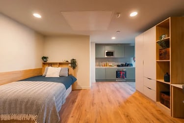 Gold Studio High Floor - Image 1
