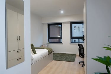 Premium Plus En Suite at Telephone House, 15 West Bell Street, Near University, Dundee, DD11AD - Image 8