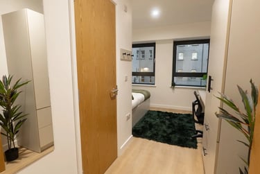 Standard En Suite at Telephone House, 15 West Bell Street, Near University, Dundee, DD11AD - Image 1