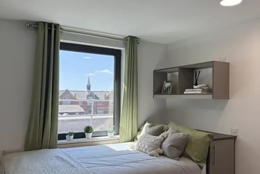 Deluxe En Suite at Friargate Court, 154 Market Street West, City Centre, Preston, PR12EU - Image 3