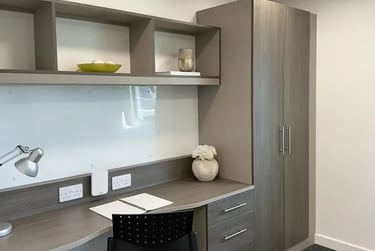 Deluxe En Suite at Friargate Court, 154 Market Street West, City Centre, Preston, PR12EU - Image 1