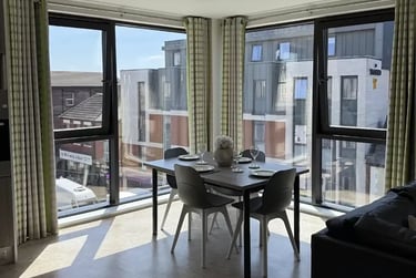 Deluxe En Suite at Friargate Court, 154 Market Street West, City Centre, Preston, PR12EU - Image 2