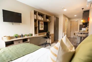 Premium Studio - Image 1