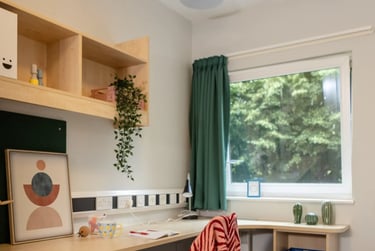Standard En Suite - Image 1