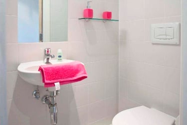 Classic Ensuite - Image 7