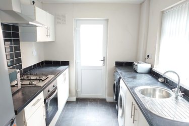 2 bed house, Needham Road, Kensington, Liverpool, L70EQ - Image 4