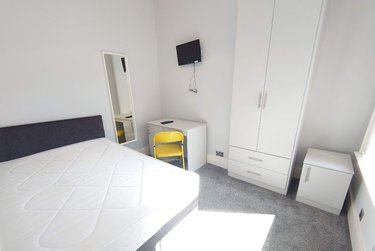 4 bed house, Malvern Road, Kensington, Liverpool, L66BN - Image 1