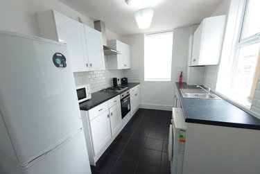 3 bed house, Albany Road, Low Hill, Liverpool, L78RJ - Image 3