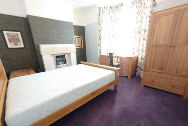 5 bed house, Hall Lane, Low Hill, Liverpool, L78TF - Image 4