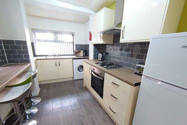 3 bed house, Cameron St, Kensington, Liverpool, L70EN - Image 7