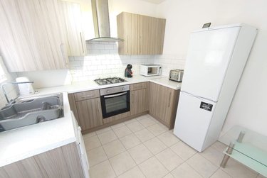 4 bed house, Langton Road, Toxteth, Liverpool, L152HT - Image 2