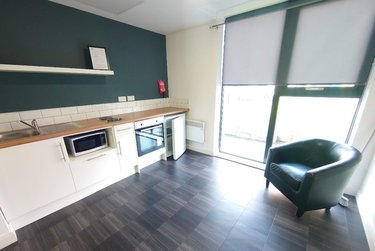 1 bed studio, 118-124 Edge Lane, Kensington, Liverpool, L75NH - Image 4