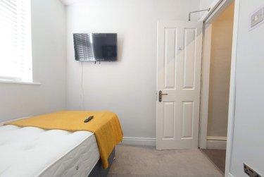 3 bed house, Chiswell Street, Kensington, Liverpool, L70EA - Image 2