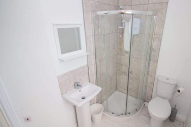 1 bed house, Bed 2, 99 Romer Road, Kensington, Liverpool, L66DH - Image 13