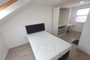4 bed house, Binns Road, Old Swan, Liverpool, L131BS - Image 1