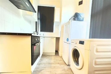 1 bed studio, Fairfield, Liverpool, L70JH - Image 2