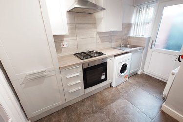 2 bed house, Hawkins Street, Kensington, Liverpool, L66BZ - Image 2