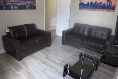 3 bed house, Malvern Road, Kensington, Liverpool, L66BN - Image 2