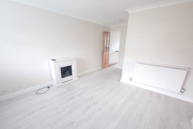 1 bed flat, Northcote Close, Low Hill, Liverpool, L54TD - Image 2