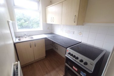 1 bed flat, Flat 3, 38 Woburn Hill, Stoneycroft, Liverpool, L136RL - Image 4