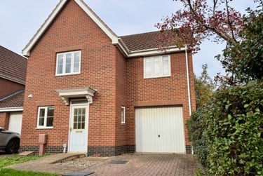 4 bed house, Roe Drive, Earlham, Norwich, NR58BT - Image 2
