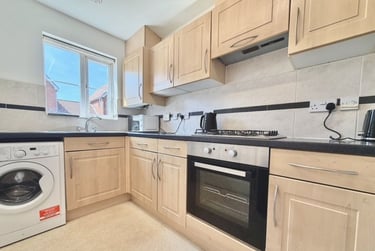4 bed house, Roe Drive, Earlham, Norwich, NR58BT - Image 3