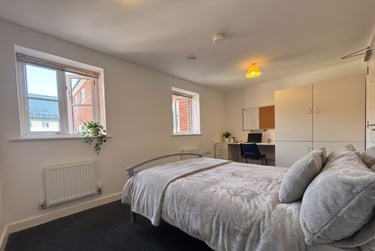 3 bed house, 5 Swift Court, City Centre, Norwich, NR33AU - Image 2