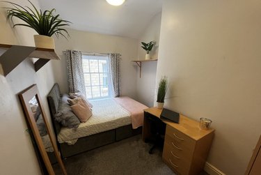 1 bed house, 24 Cumberland Road, Hyde Park, Leeds, LS62EF - Image 2