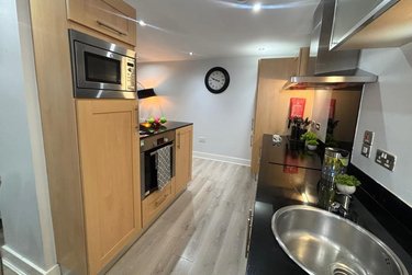 2 bed flat, Mackenzie House, Clarence Dock, Leeds, LS101PU - Image 5