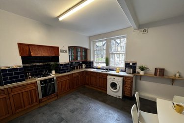 1 bed house, 24 Cumberland Road, Hyde Park, Leeds, LS62EF - Image 5