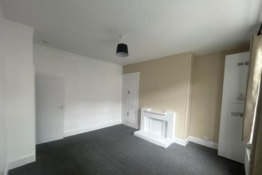 2 bed house, Longroyd Grove, Clarence Dock, Leeds, LS115HF - Image 2