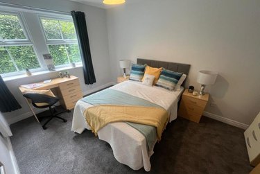2 bed flat, The Cricketers, Kirkstall, Leeds, LS53RL - Image 1