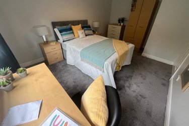 2 bed flat, The Cricketers, Kirkstall, Leeds, LS53RL - Image 2