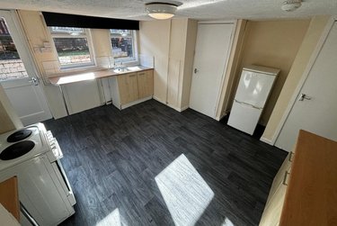 2 bed house, Longroyd Grove, Clarence Dock, Leeds, LS115HF - Image 3
